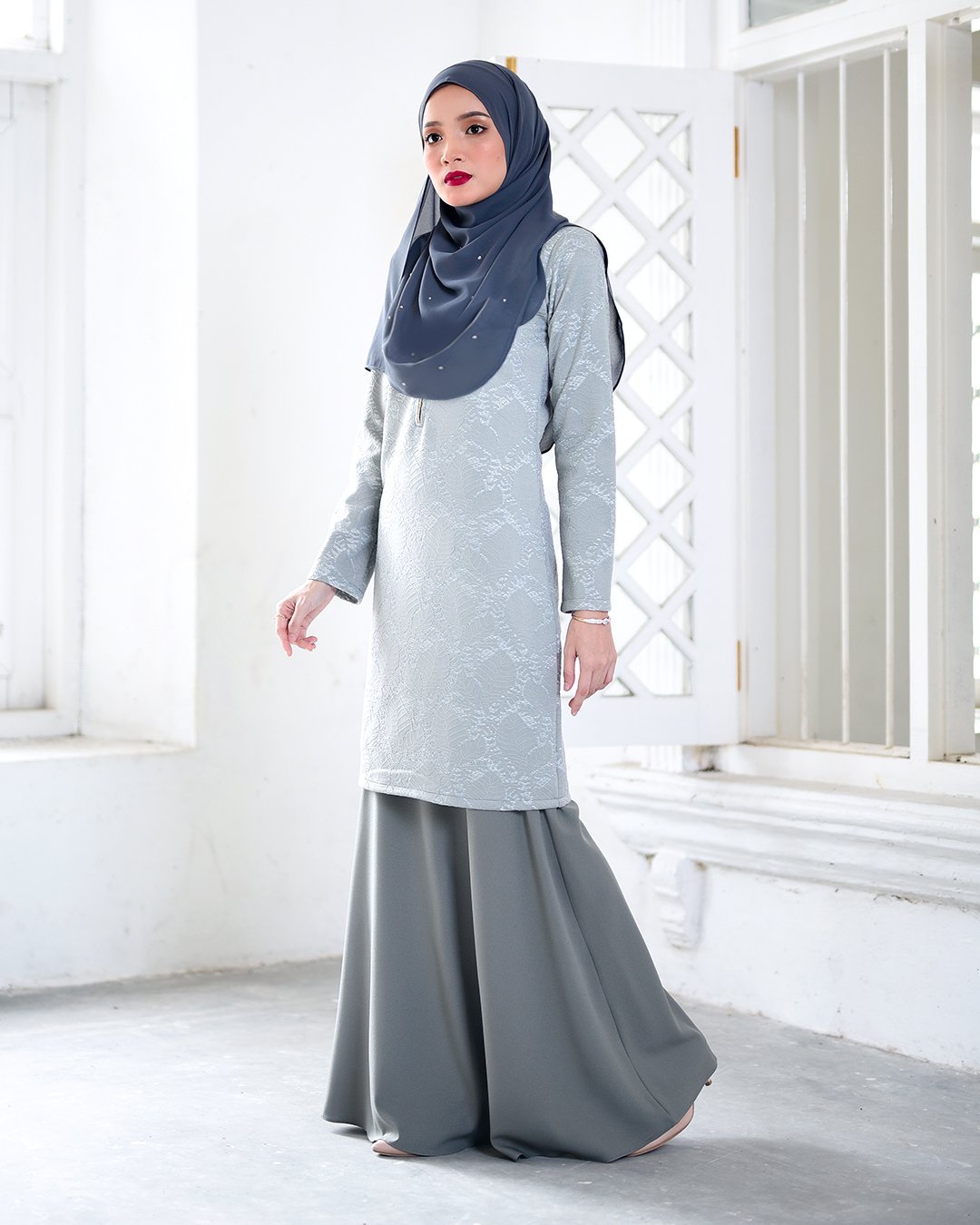 Baju Kurung Moden Lace Gygy - Dusty Ash