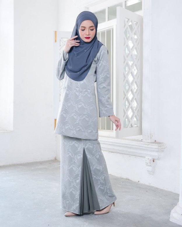 Baju Kurung Kedah Gyny - Ice Grey