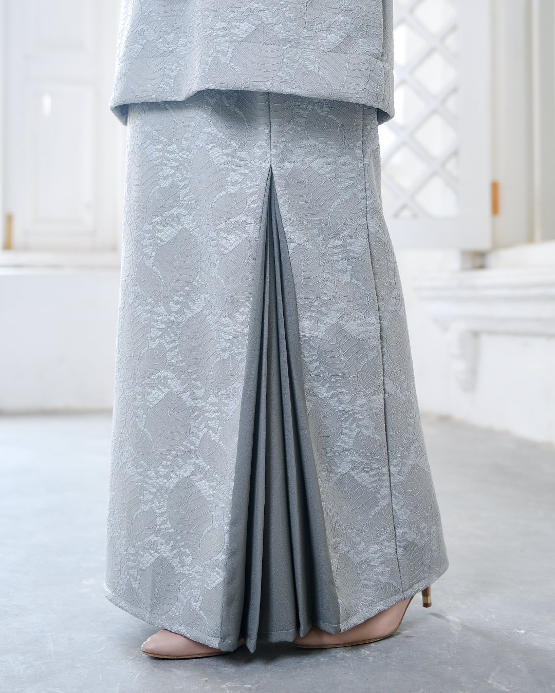 Baju Kurung Kedah Gyny - Ice Grey