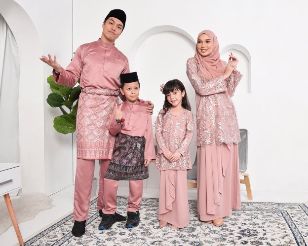 Baju Melayu Hamza Slim Fit - Thulian Pink