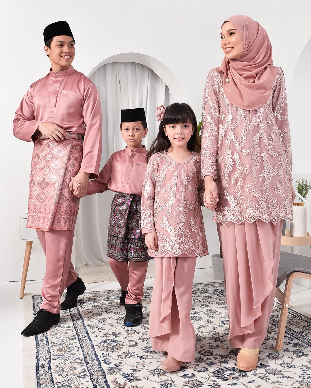 Baju Melayu Hamza Slim Fit - Thulian Pink