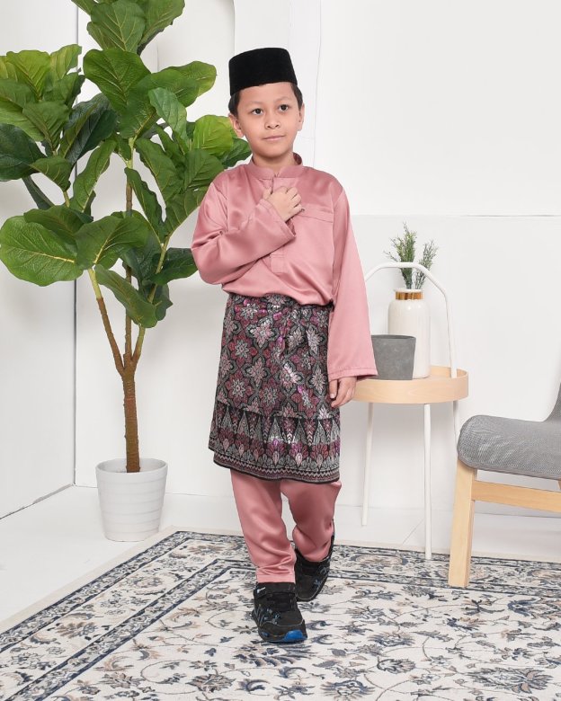 Baju Melayu Hamza Slim Fit Kids - Thulian Pink
