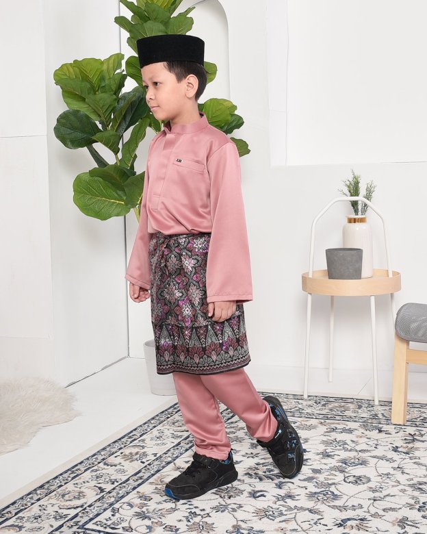 Baju Melayu Hamza Slim Fit Kids - Thulian Pink