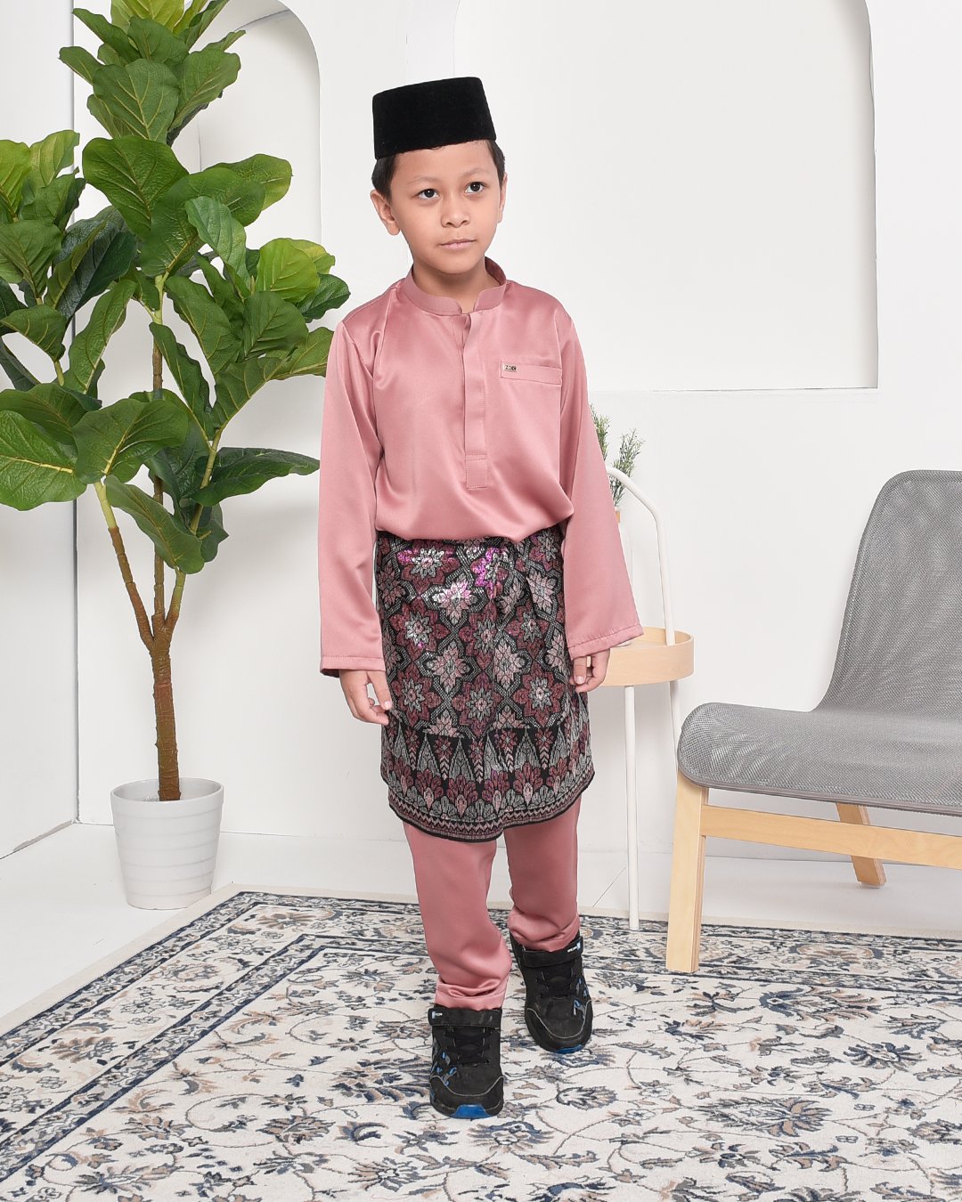 Baju Melayu Hamza Slim Fit Kids - Thulian Pink