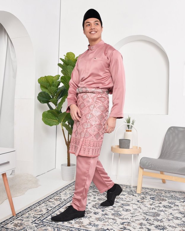 Baju Melayu Hamza Slim Fit - Thulian Pink