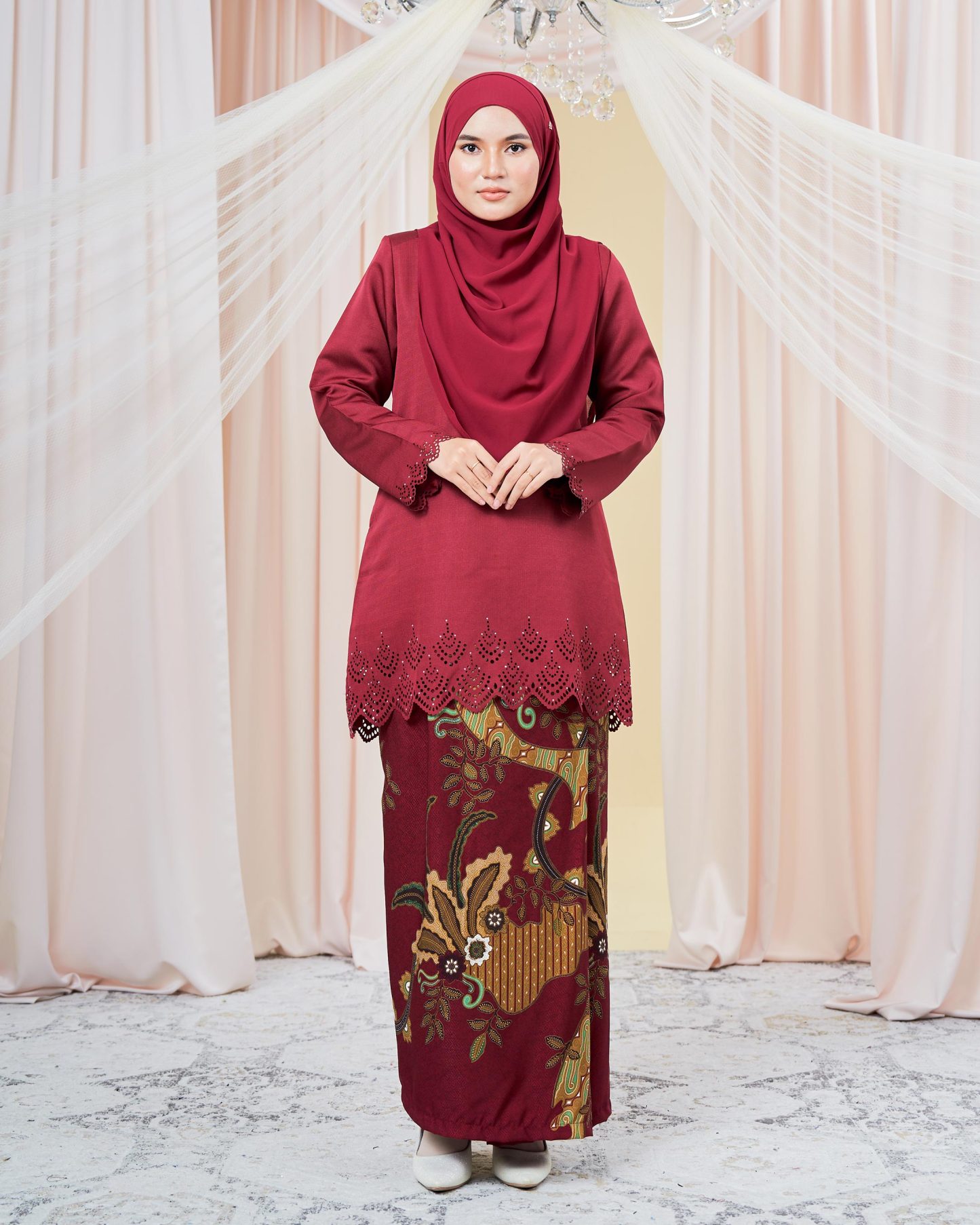Baju Kurung Batik Lasercut Hanifa - Maroon