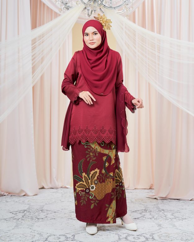 Baju Kurung Batik Lasercut Hanifa - Maroon