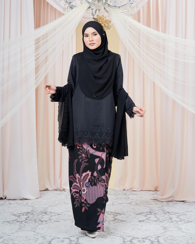 Baju Kurung Batik Lasercut Hanifa - Matte Black