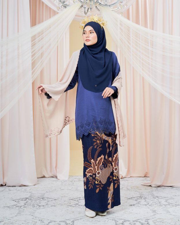 Baju Kurung Batik Lasercut Hanifa - Navy Blue