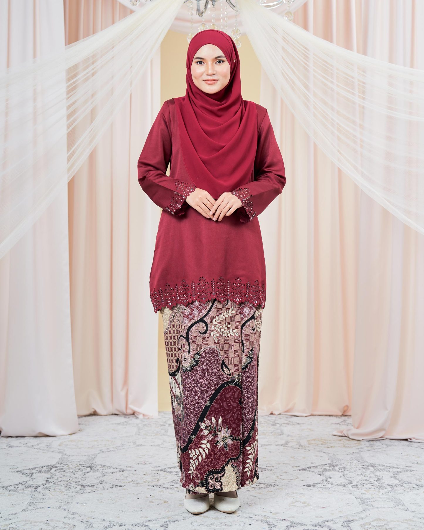 Baju Kurung Batik Lasercut Helda - Maroon