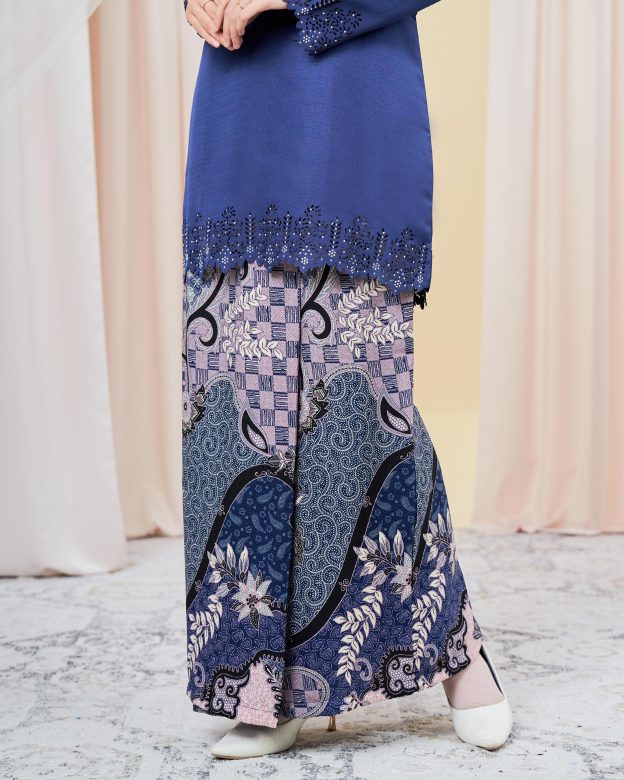 Baju Kurung Batik Lasercut Helda - Navy Blue