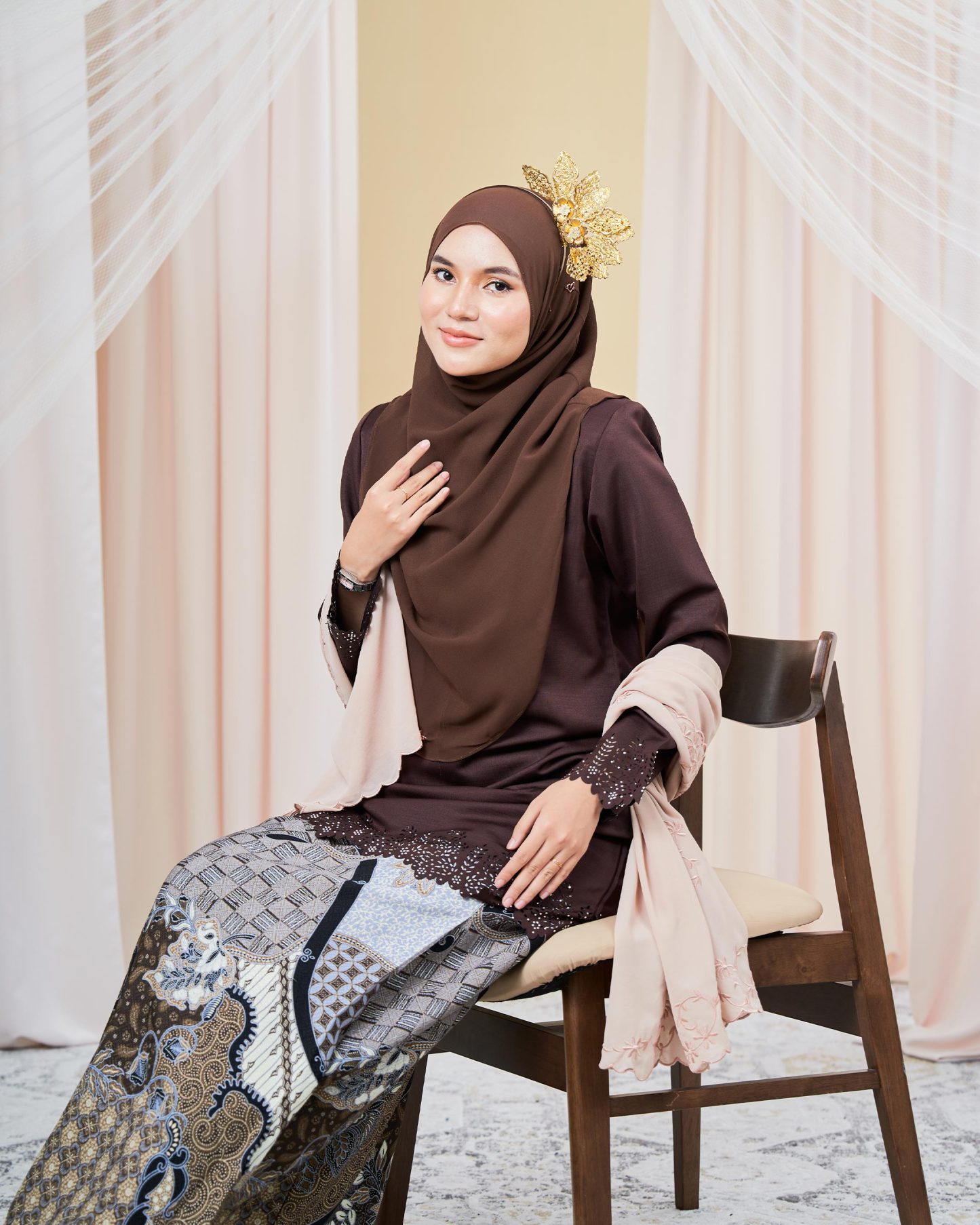 Baju Kurung Batik Lasercut Helda - Wood Brown