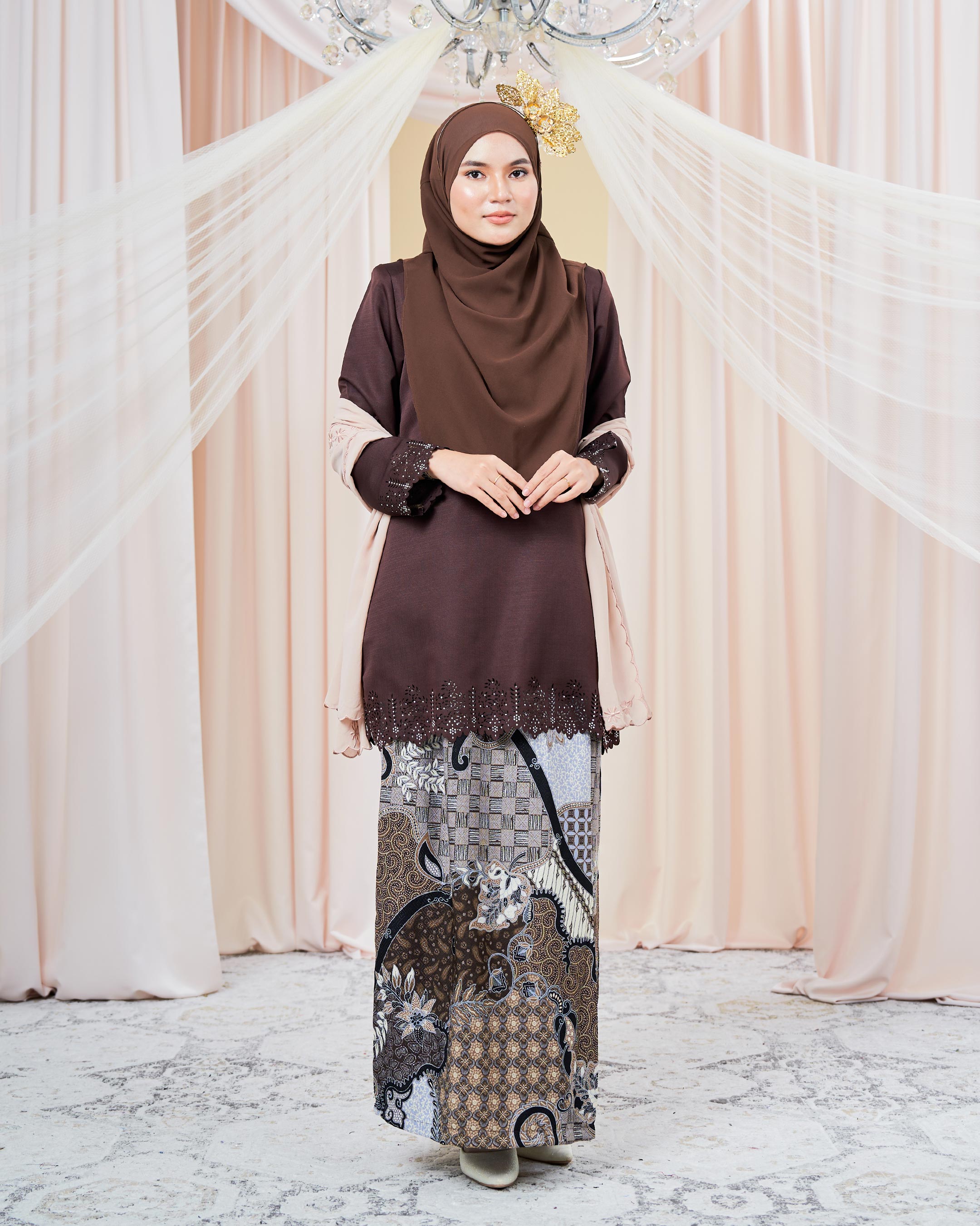 Baju Kurung Batik Lasercut Helda - Wood Brown
