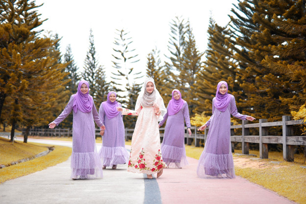 Abaya Lace Tutu Isabelle  - Blueberry