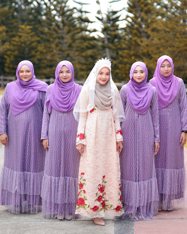 Abaya Lace Tutu Isabelle  - Blueberry