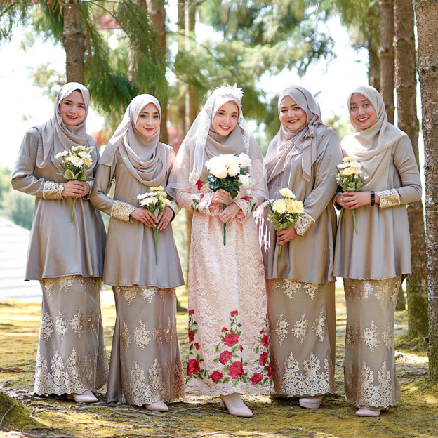 Baju Kurung Lace Avery - Olive Green