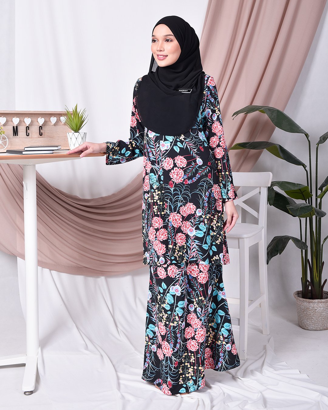 Baju Kurung Moden Tira - Black