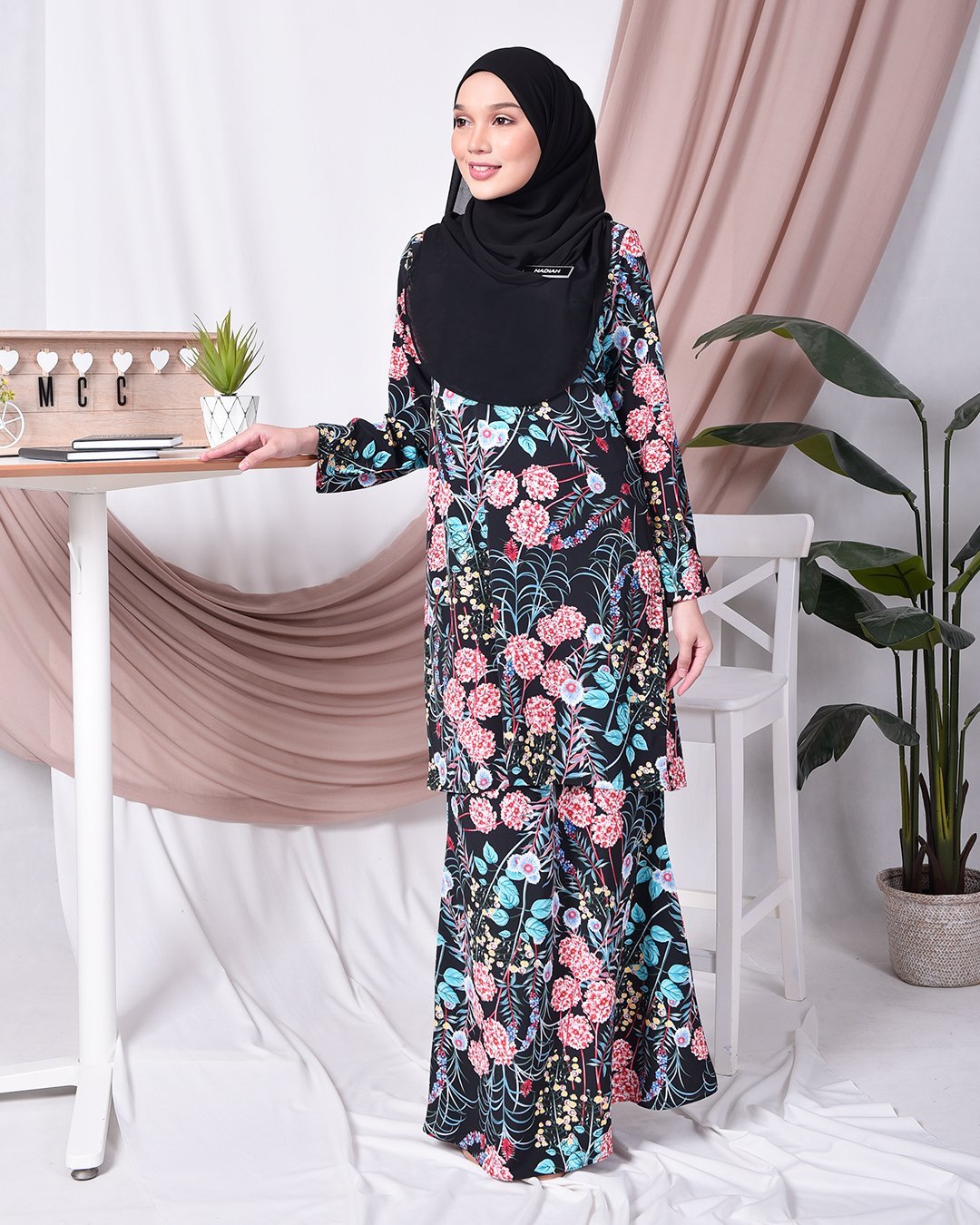 Baju Kurung Moden Tira - Black