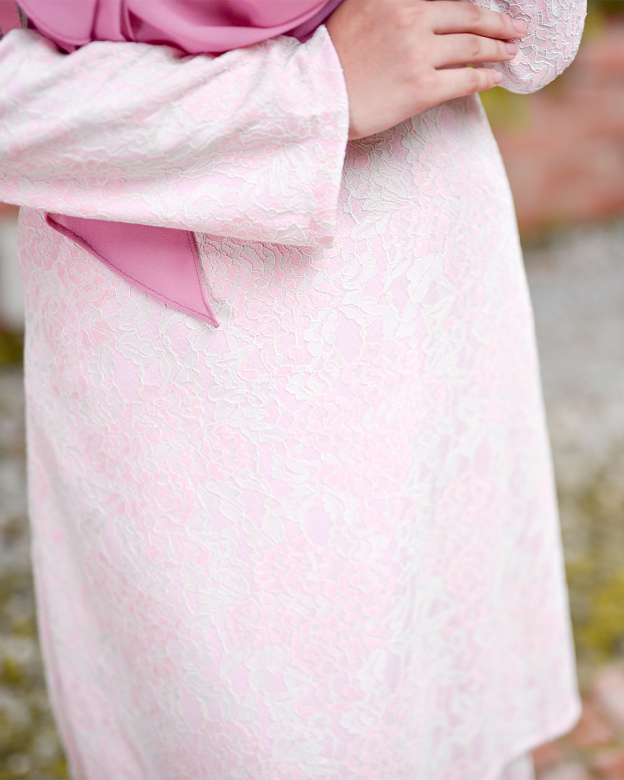 Baju Kurung Lace Lux Gwen - Pink