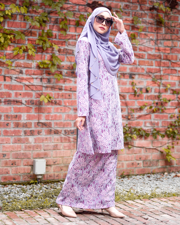 Baju Kurung Lace Lux Gwen - Purple