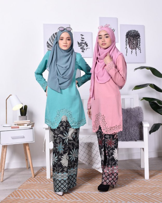 Baju Kurung Batik Moden Lasercut Nasim - Turquoise