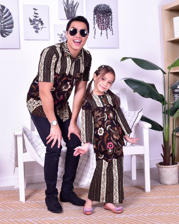 Baju Kemeja Batik Nordin - Brown