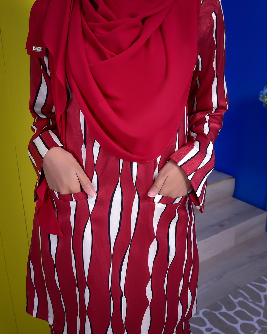 Baju Kurung Kedah Kate - Scarlet Red