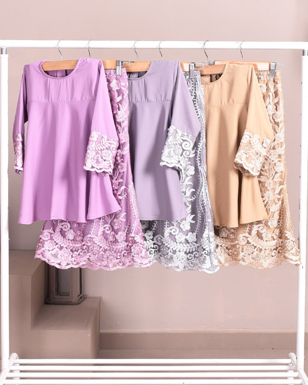 Baju Kurung Lace Avra Kids - Lilac Purple
