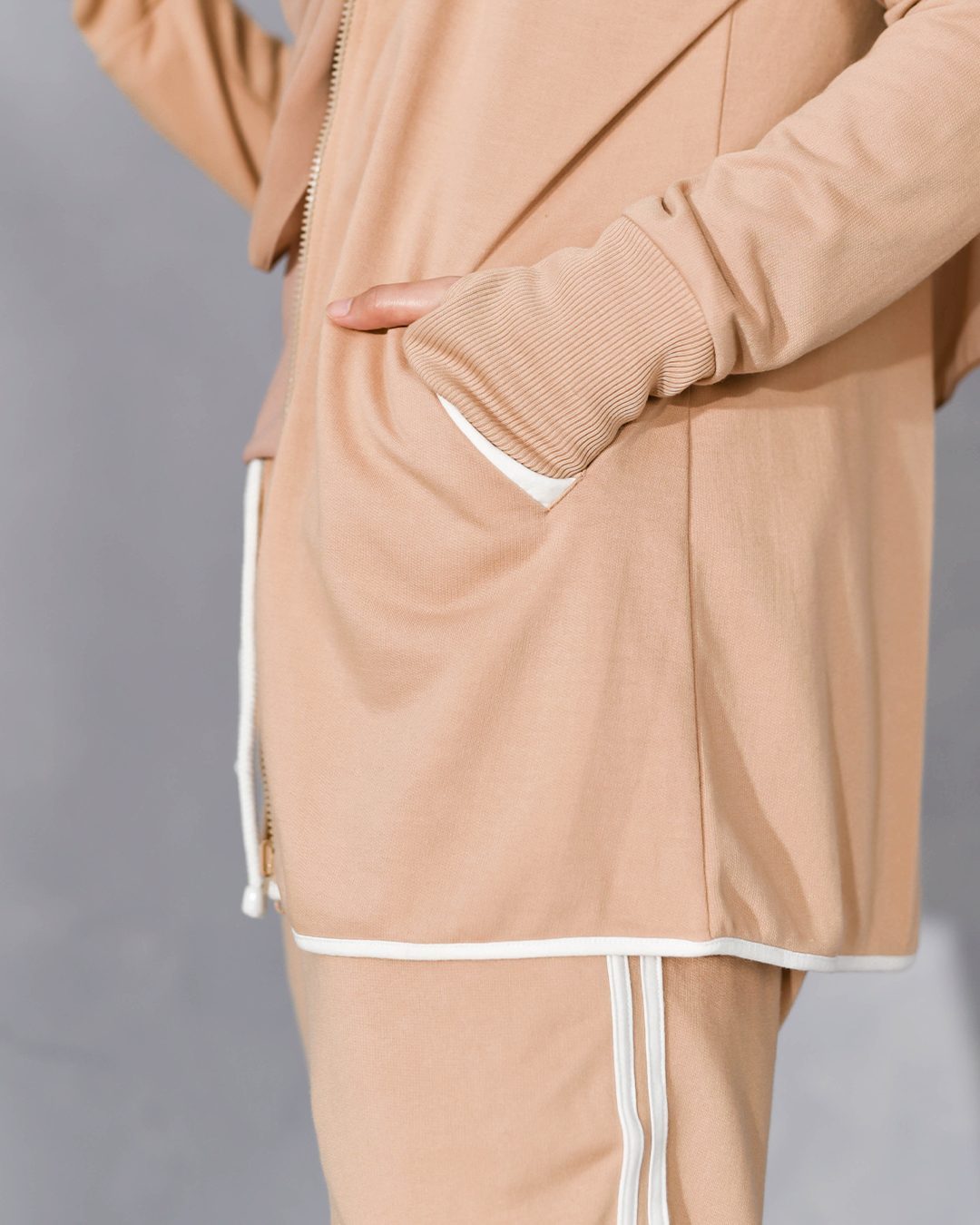 Jacket Hoodie Activewear Alexa - Brown Latte