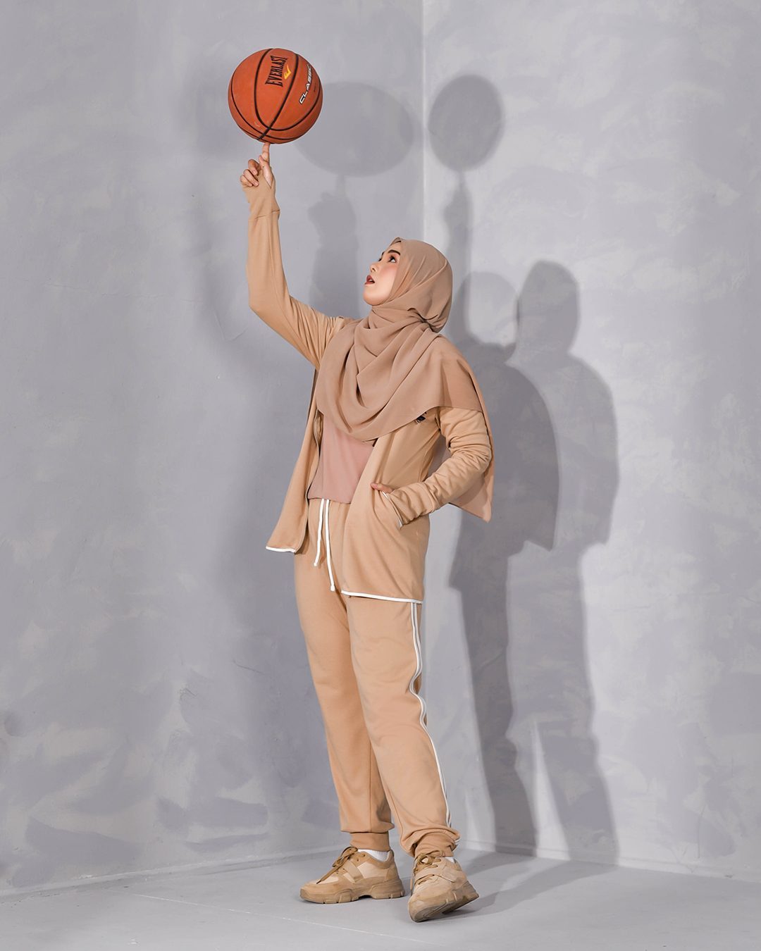 Jacket Hoodie Activewear Alexa - Brown Latte