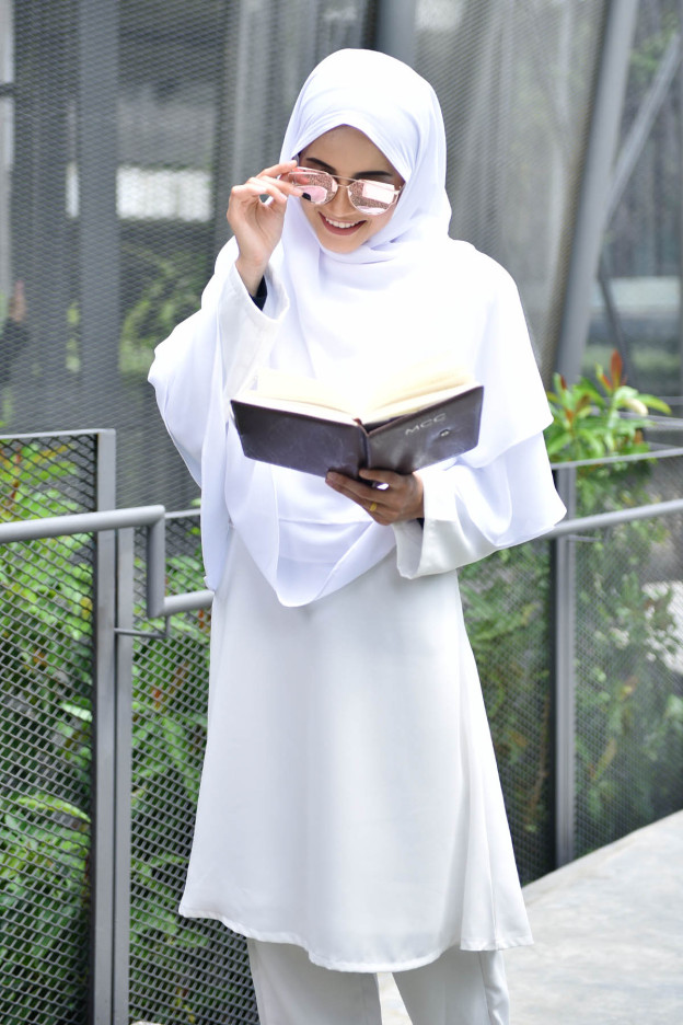 Jubah Seluar Safa - White