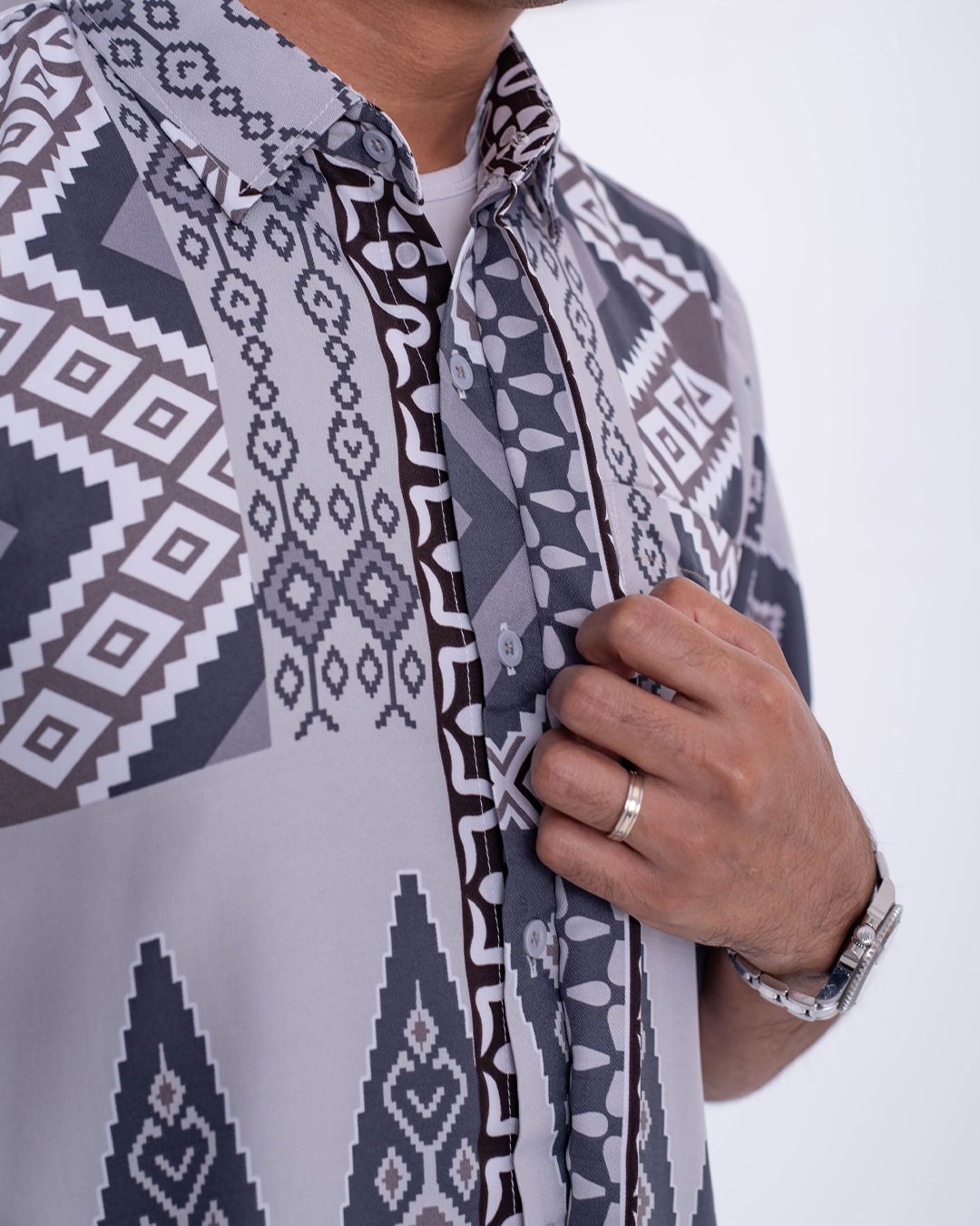 Baju Kemeja Short Sleeves Arjuna - Friod Gray