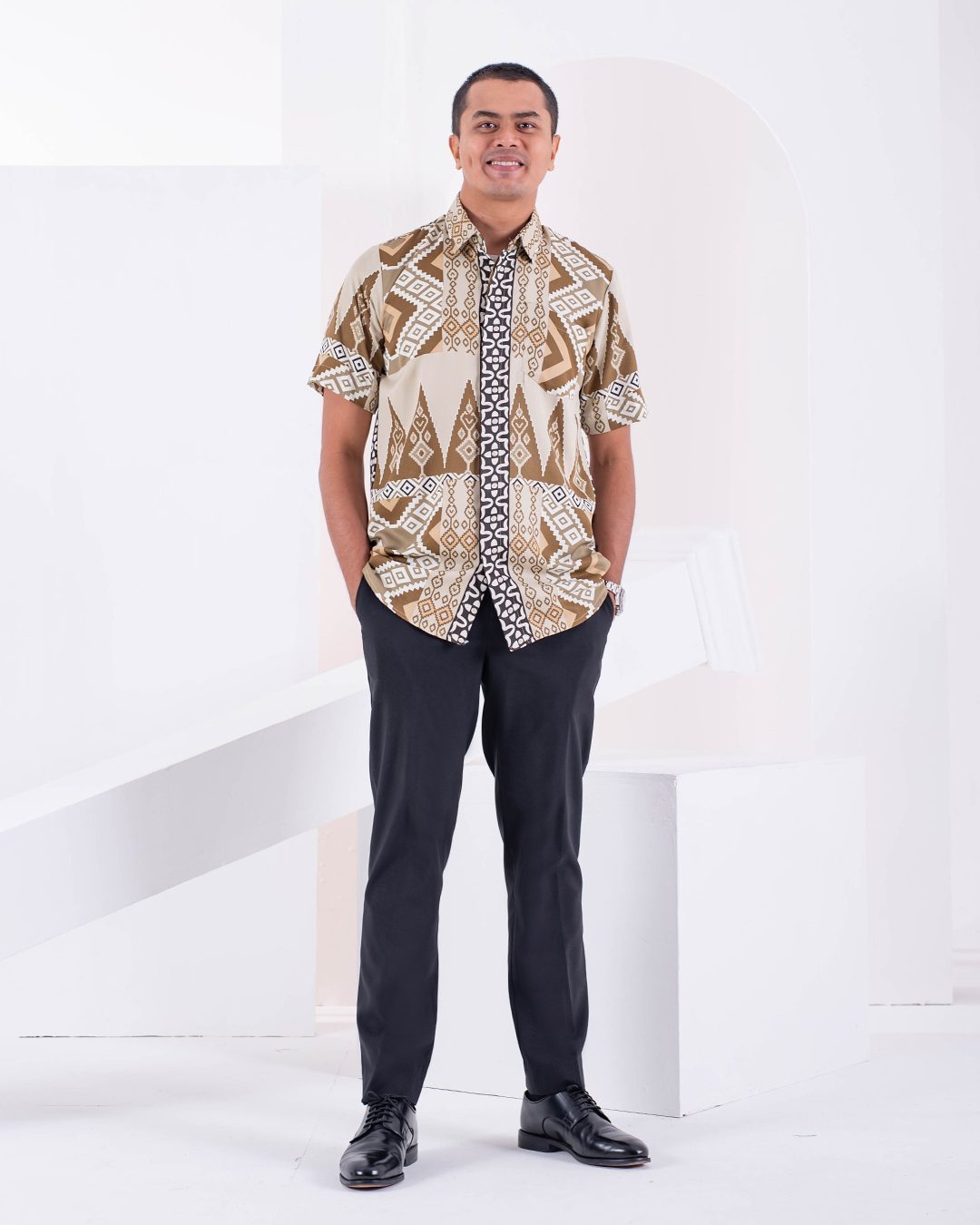 Baju Kemeja Short Sleeves Arjuna - Khaki Mustard