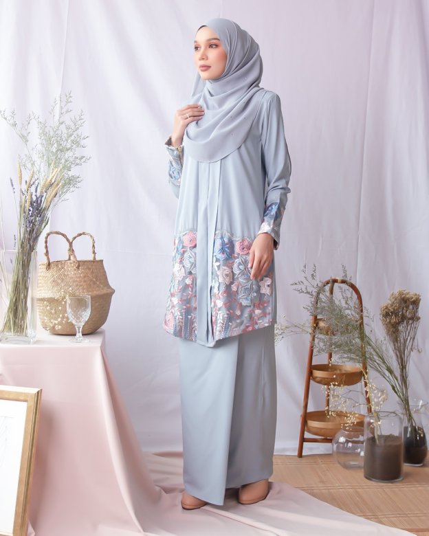 Baju Kebarung Lace Adeen - Dusty Lightblue
