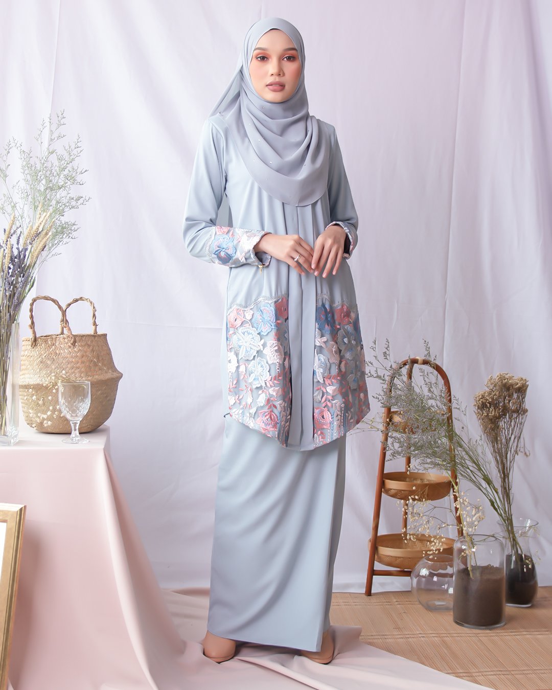 Baju Kebarung Lace Adeen - Dusty Lightblue