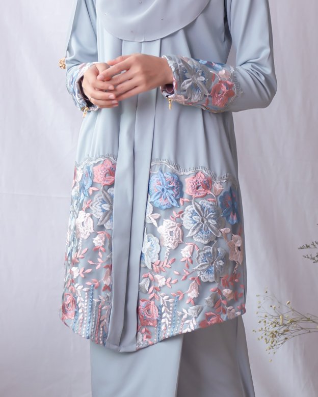 Baju Kebarung Lace Adeen - Dusty Lightblue