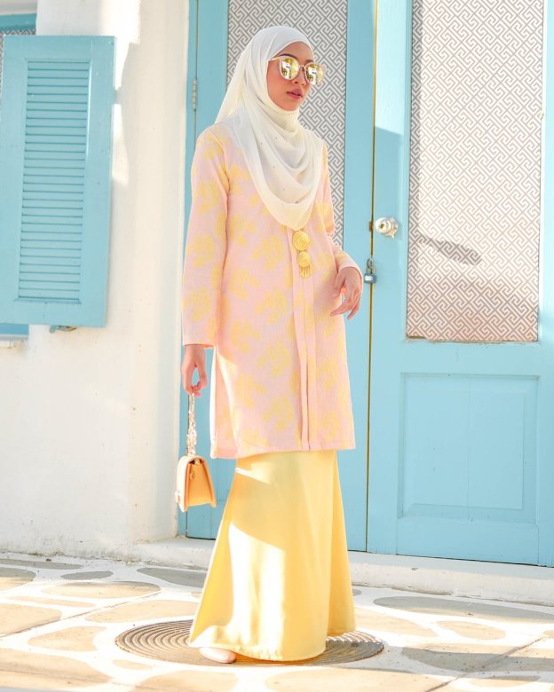 Baju Kebarung Lace Geesha - Peach Custard