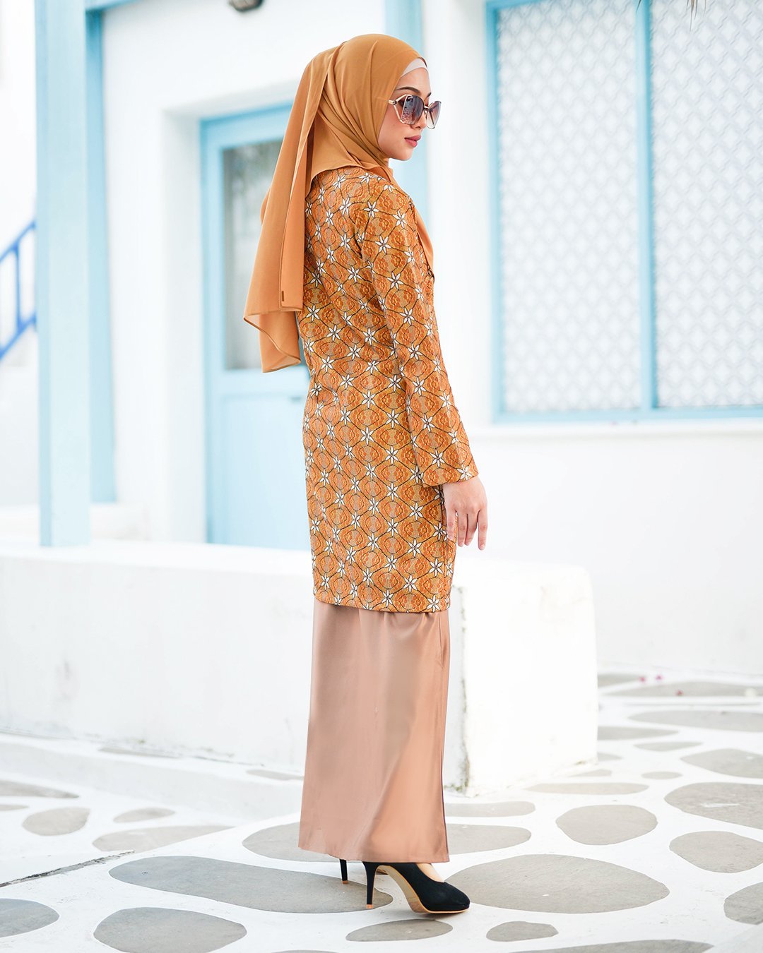 Baju Kebarung Lace Giselle - Luxury Gold