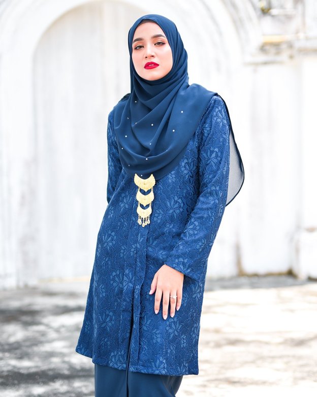 Baju Kebarung Lace Gyra - Blue
