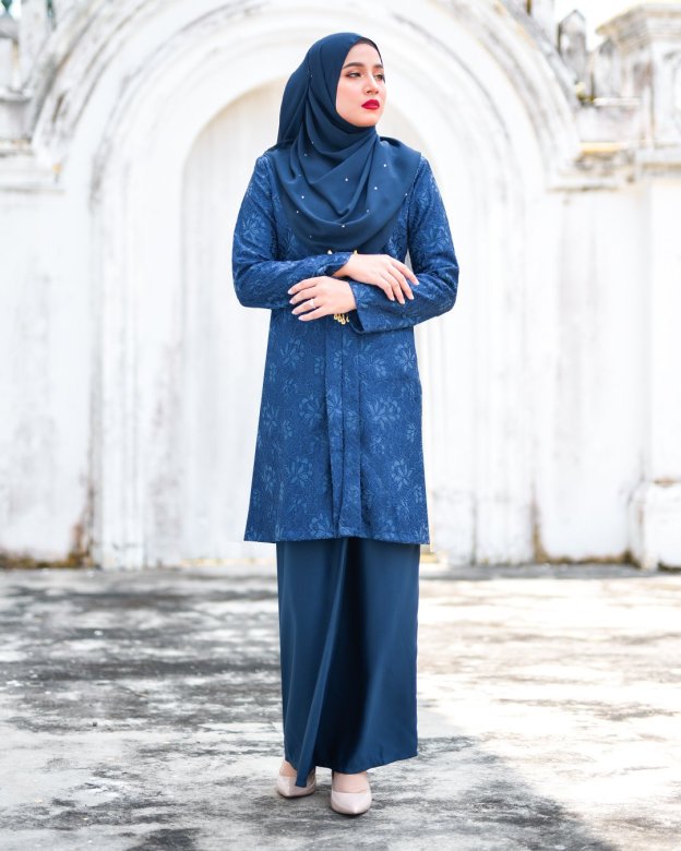 Baju Kebarung Lace Gyra - Blue