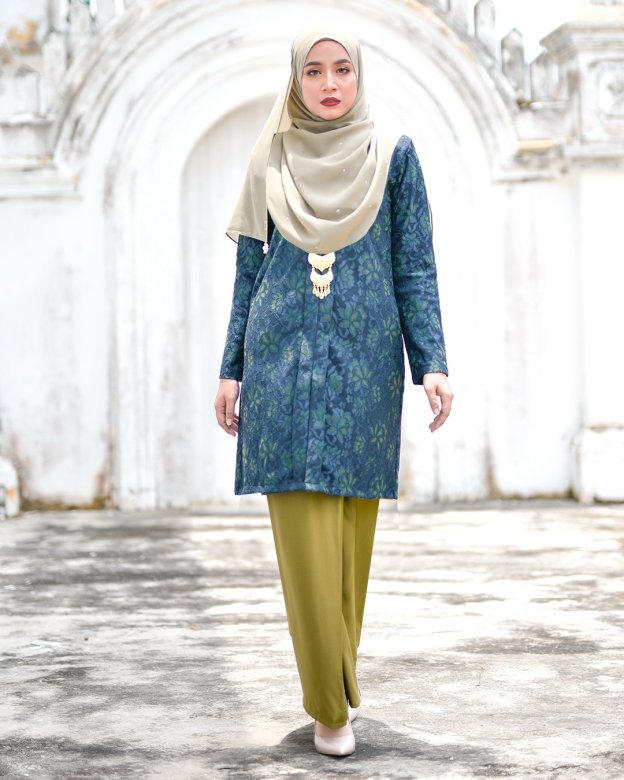 Baju Kebarung Lace Gyra - Green