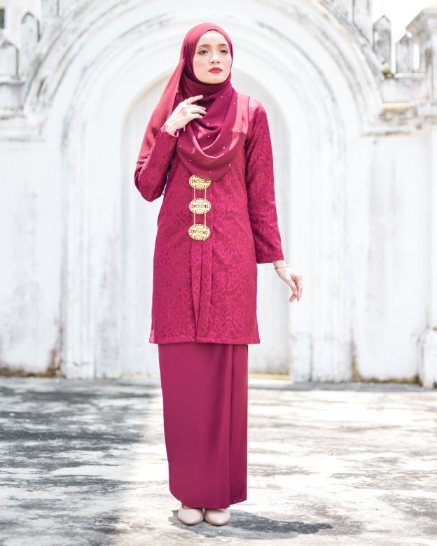 Baju Kebarung Lace Gyra - Red