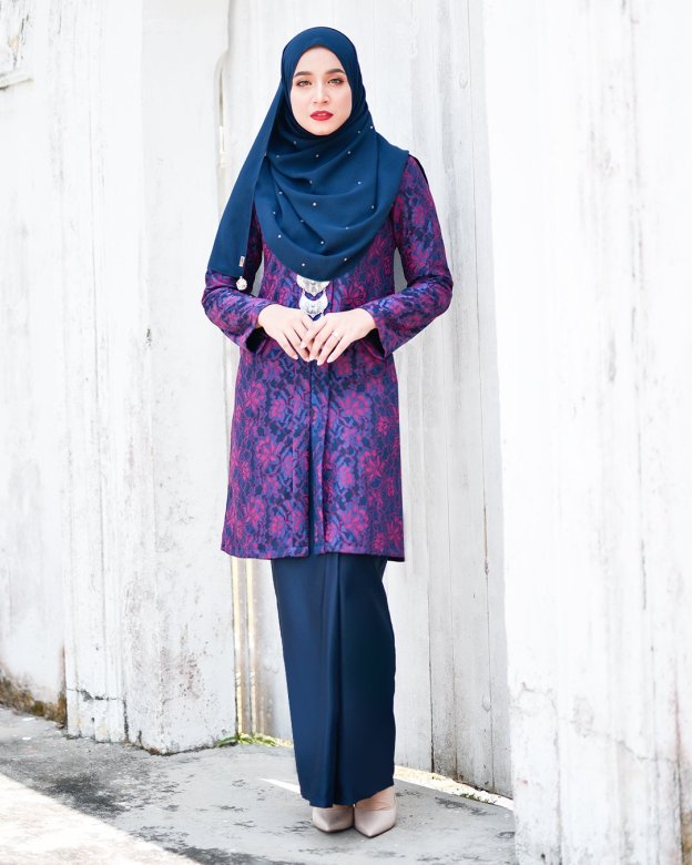 Baju Kebarung Lace Gyra - Red Blue