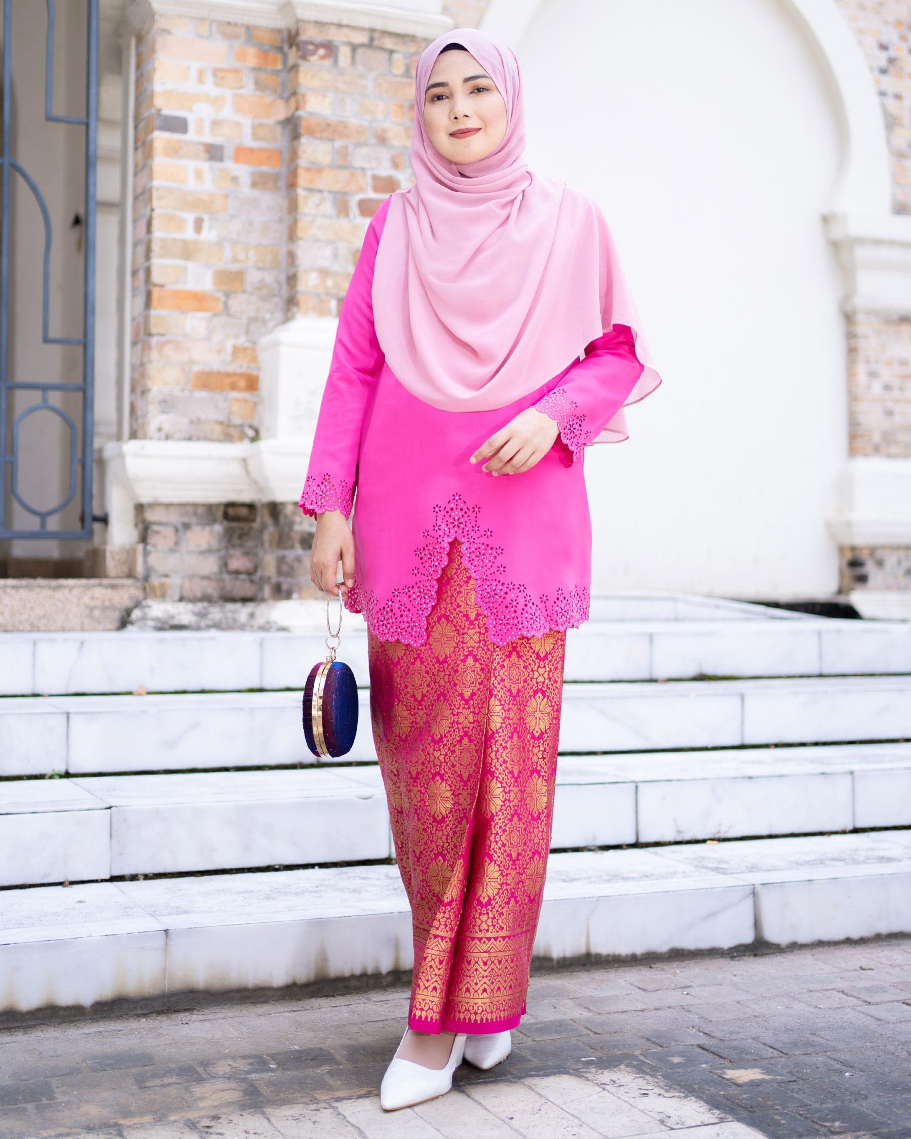 Baju Kebarung Lasercut Hedda - Fuschia Pink