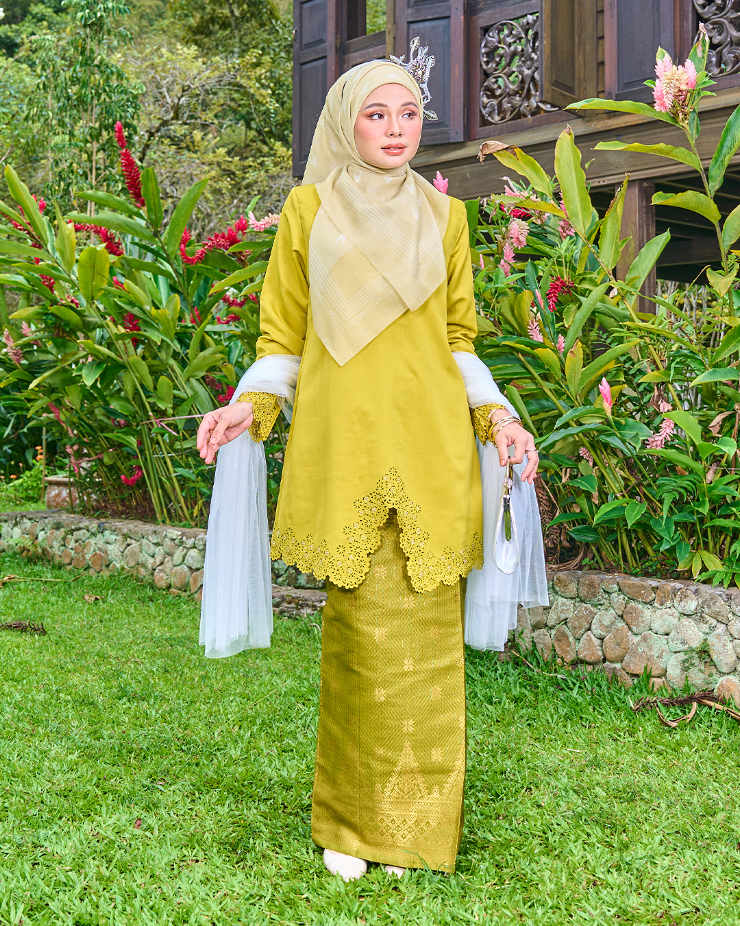Baju Kebarung Songket Lasercut Harisa