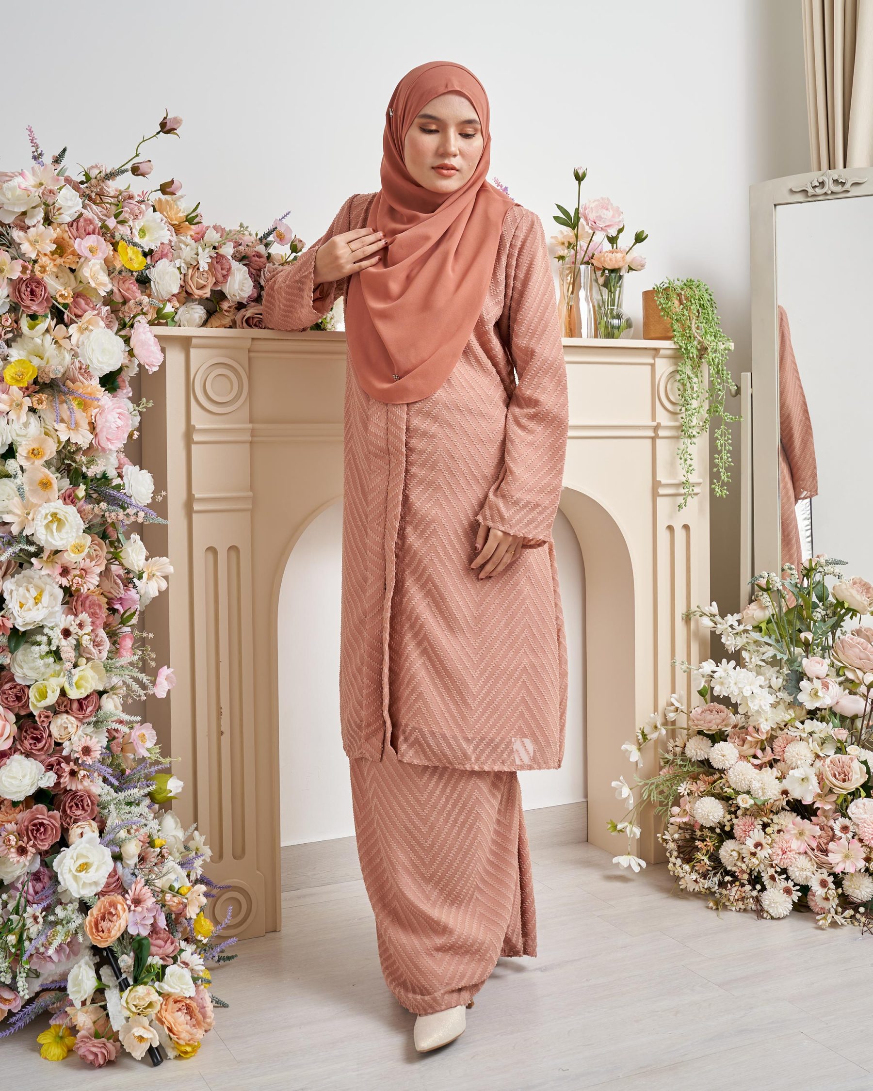Baju Kebarung Mayfair - Mocha Brown