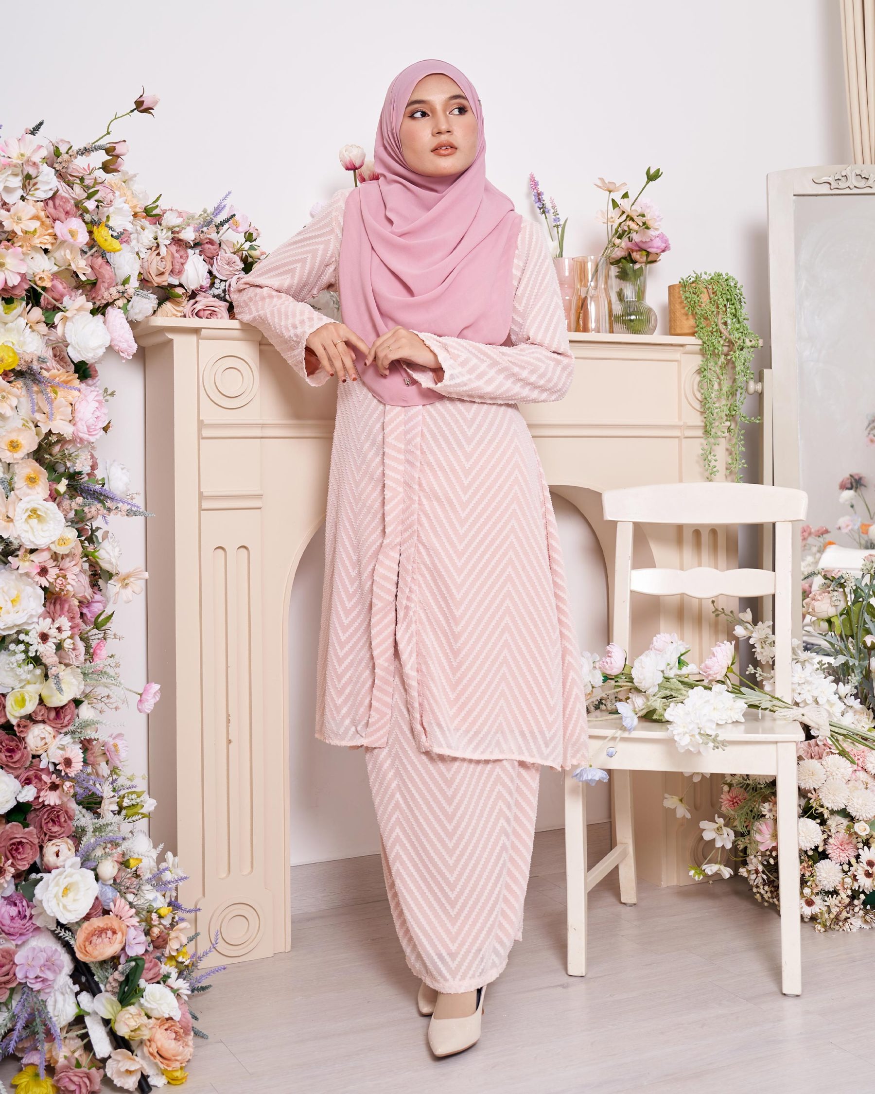Baju Kebarung Mayfair - Peachy Pink