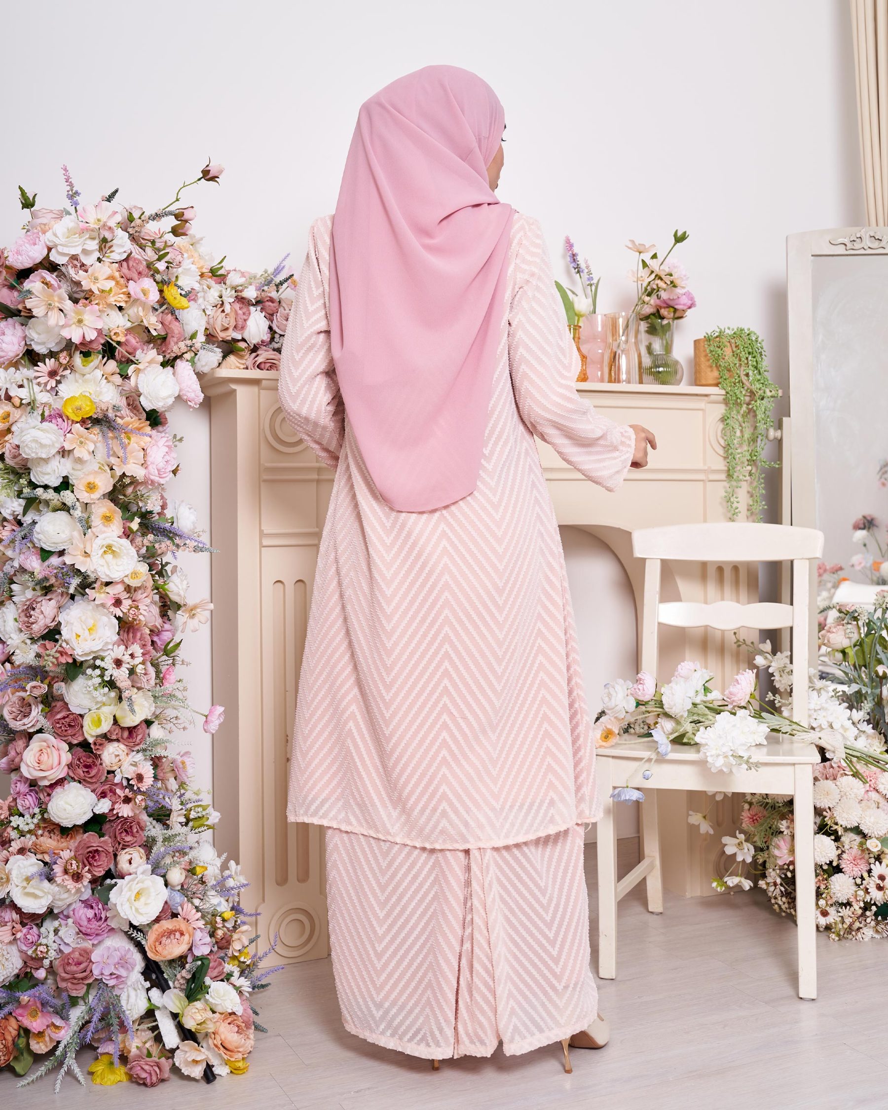 Baju Kebarung Mayfair - Peachy Pink