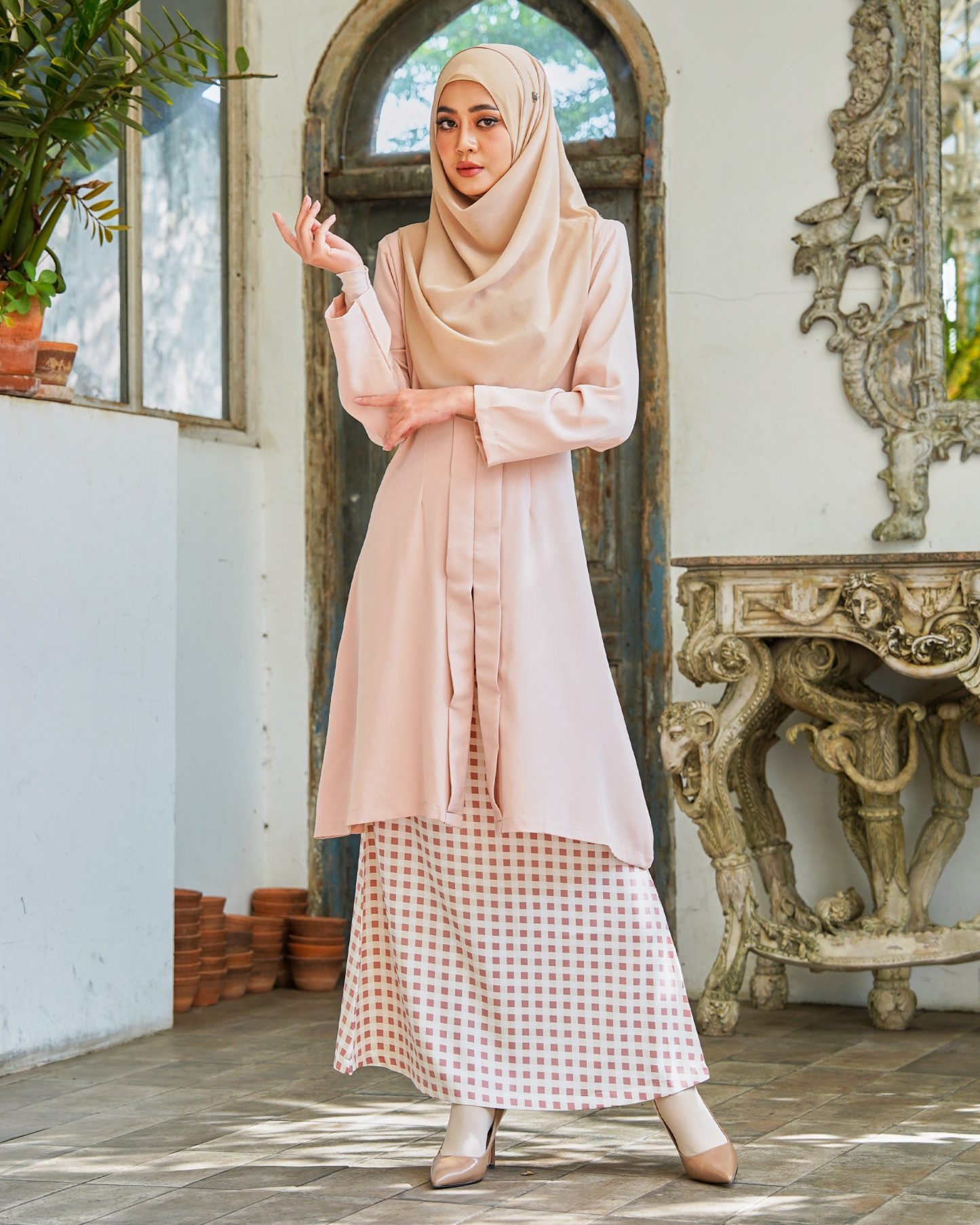 Baju Kebarung Printed Lani - Tan Beige