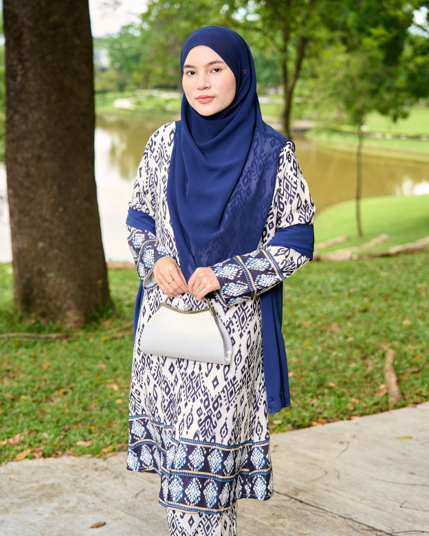 Baju Kebarung Batik Pua Kumbu Marissa